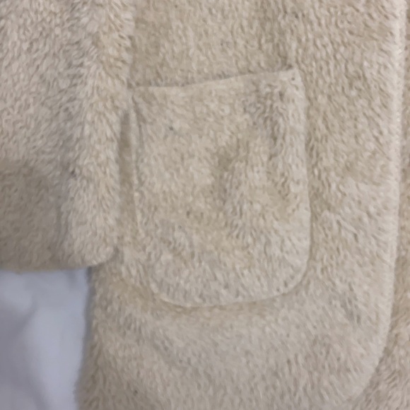 fluffy coat/cardigan - Picture 3 of 4